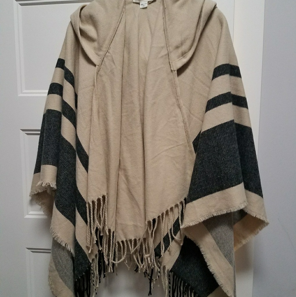 Wrap - Picture 2 of 3